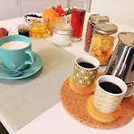 Casa Carrella Bed & Breakfast 4*